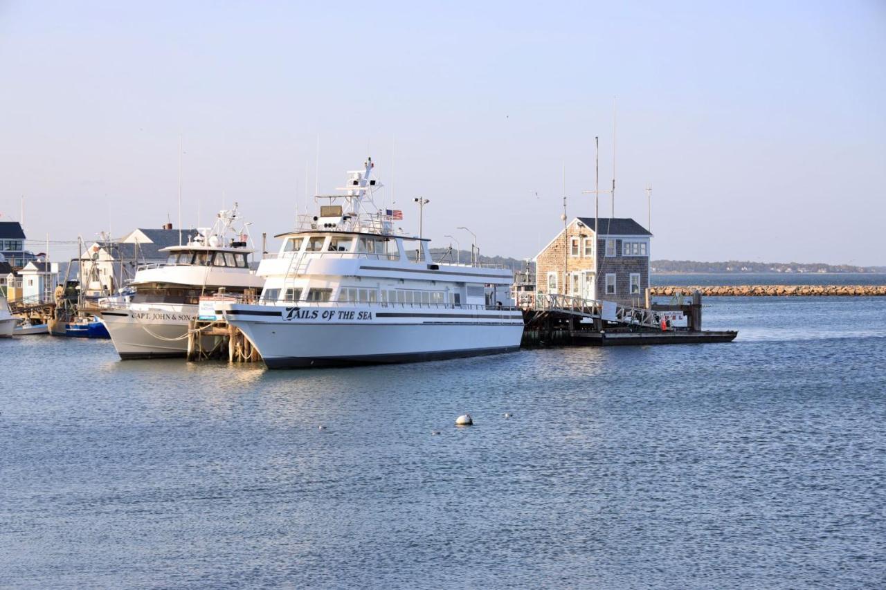 Harbourtown Suites On Plymouth Harbor Exterior foto